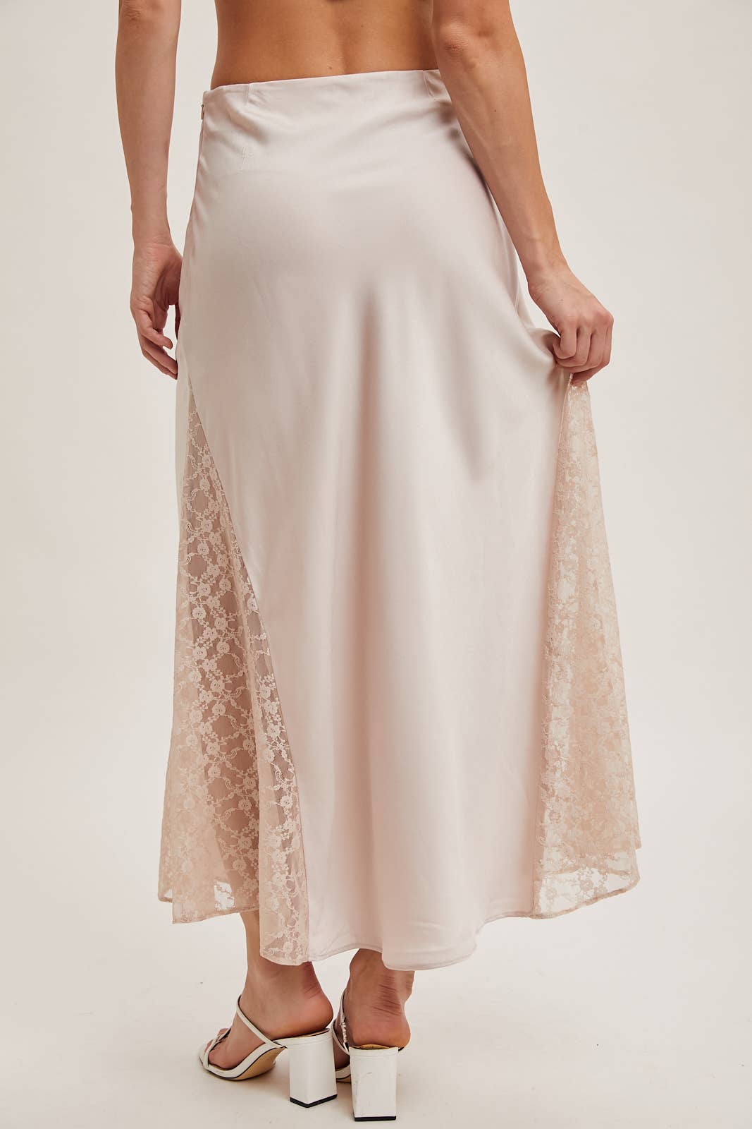 LACE TRIMMED MID-RISE SATIN MIDI SKIRT