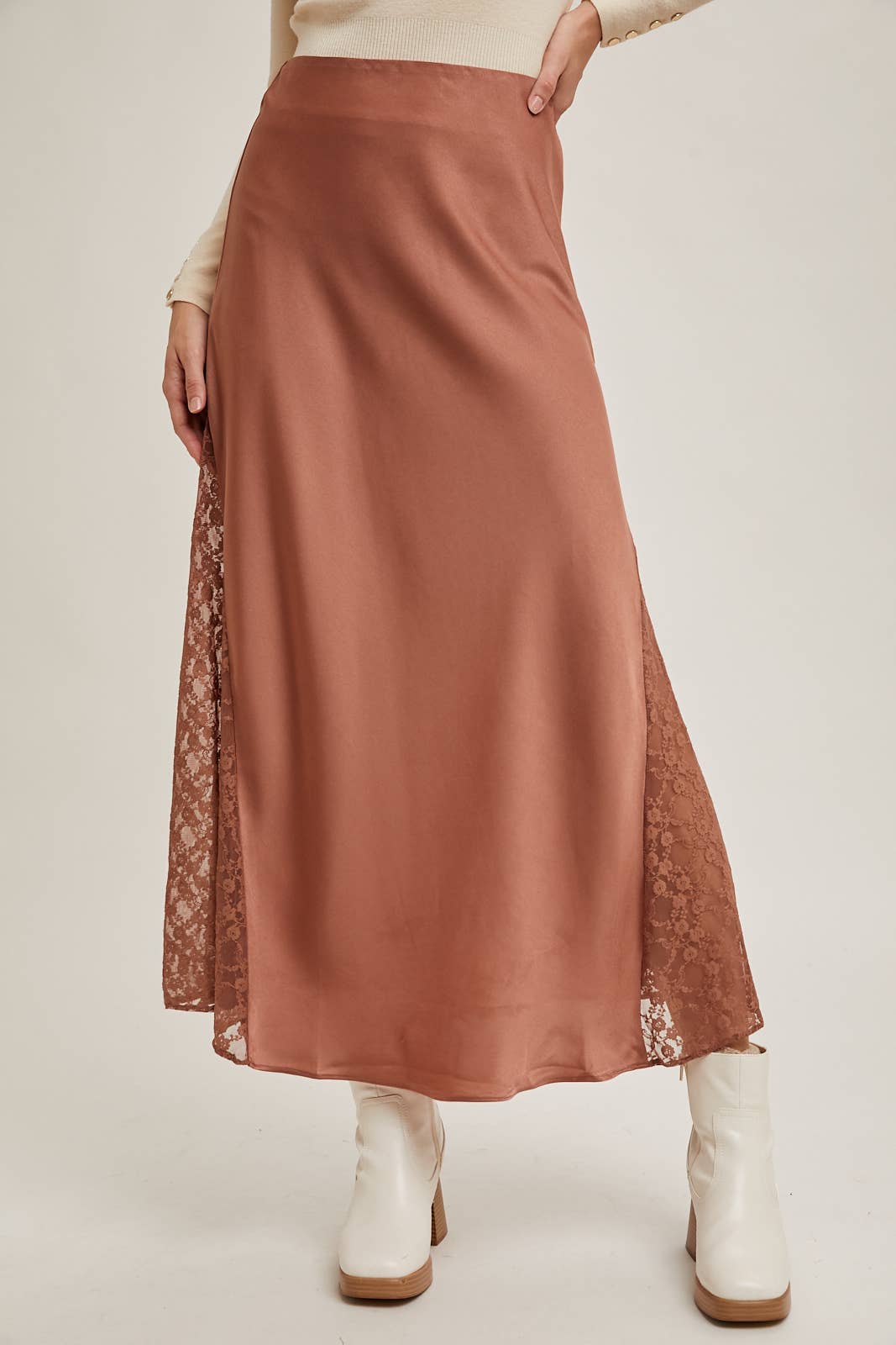 LACE TRIMMED MID-RISE SATIN MIDI SKIRT