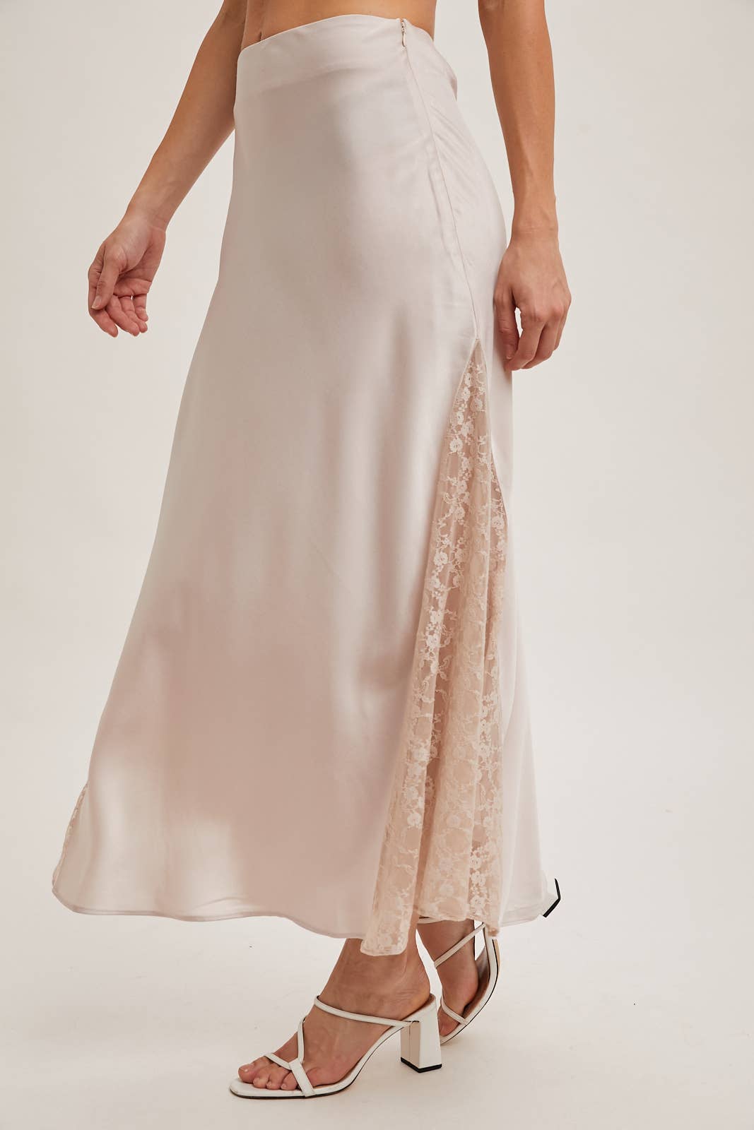 LACE TRIMMED MID-RISE SATIN MIDI SKIRT