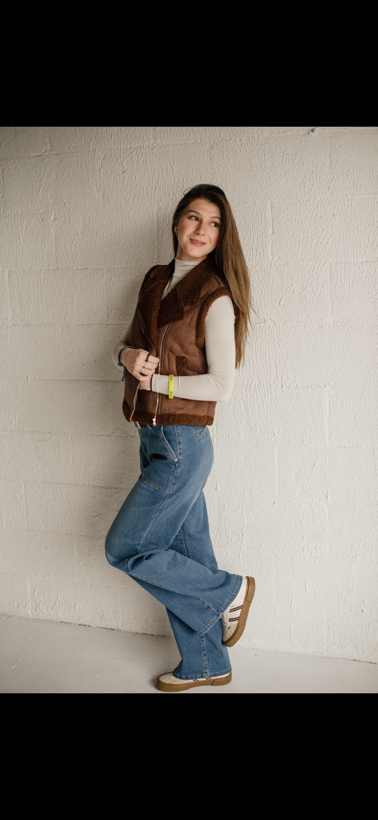 Medium Wash High Rise Patched Pocket Wide Leg Jeans