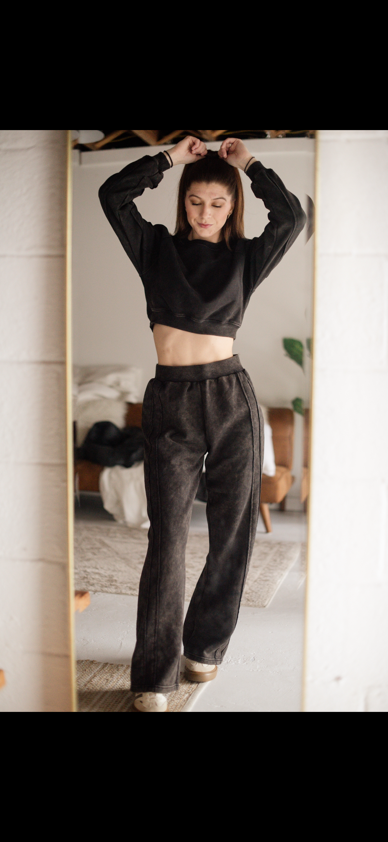 Effortlessly Easy Washed Exposed Seam Sweat Set