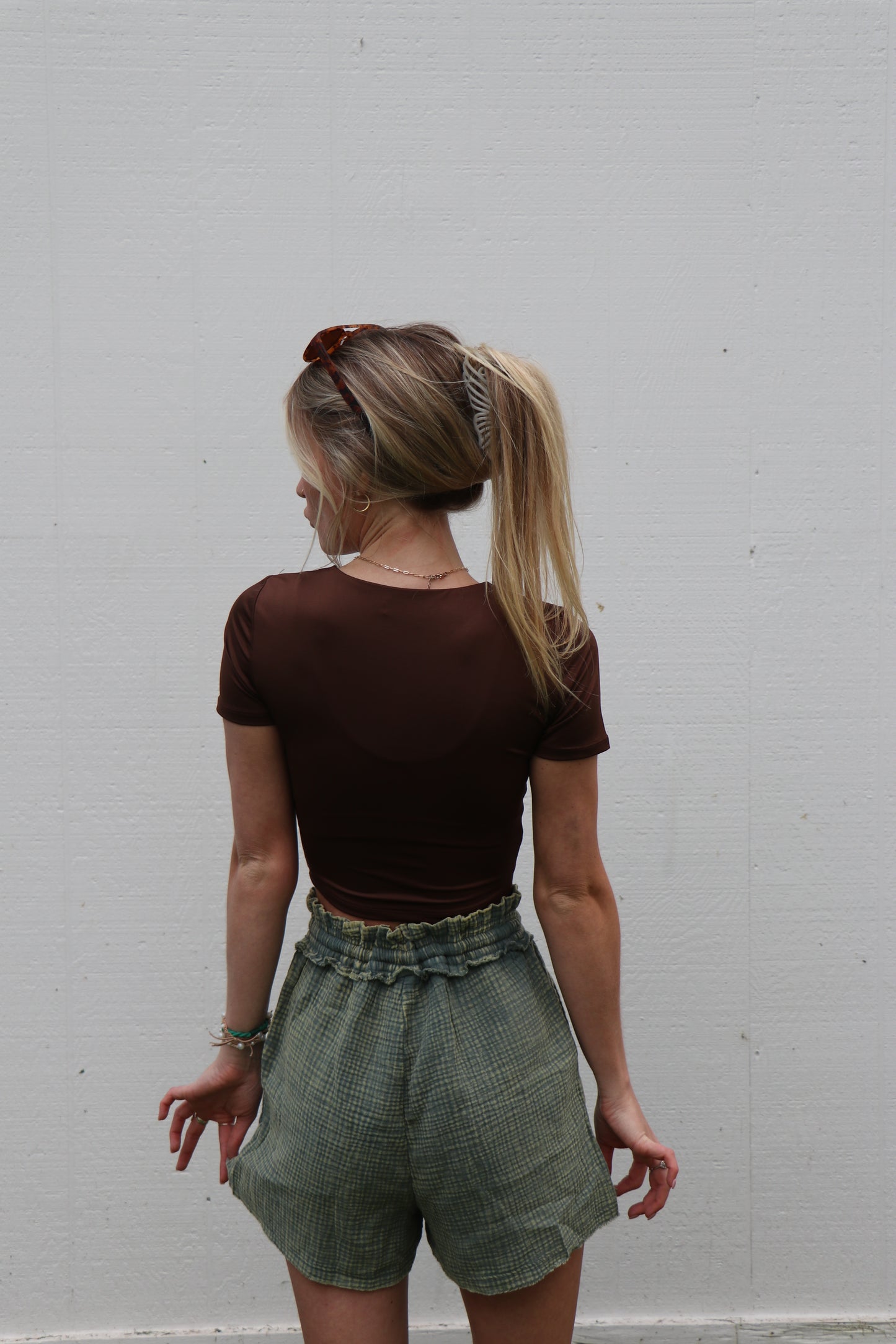 REVERSIBLE ROUND NECK SHORT SLEEVE CROP TOP
