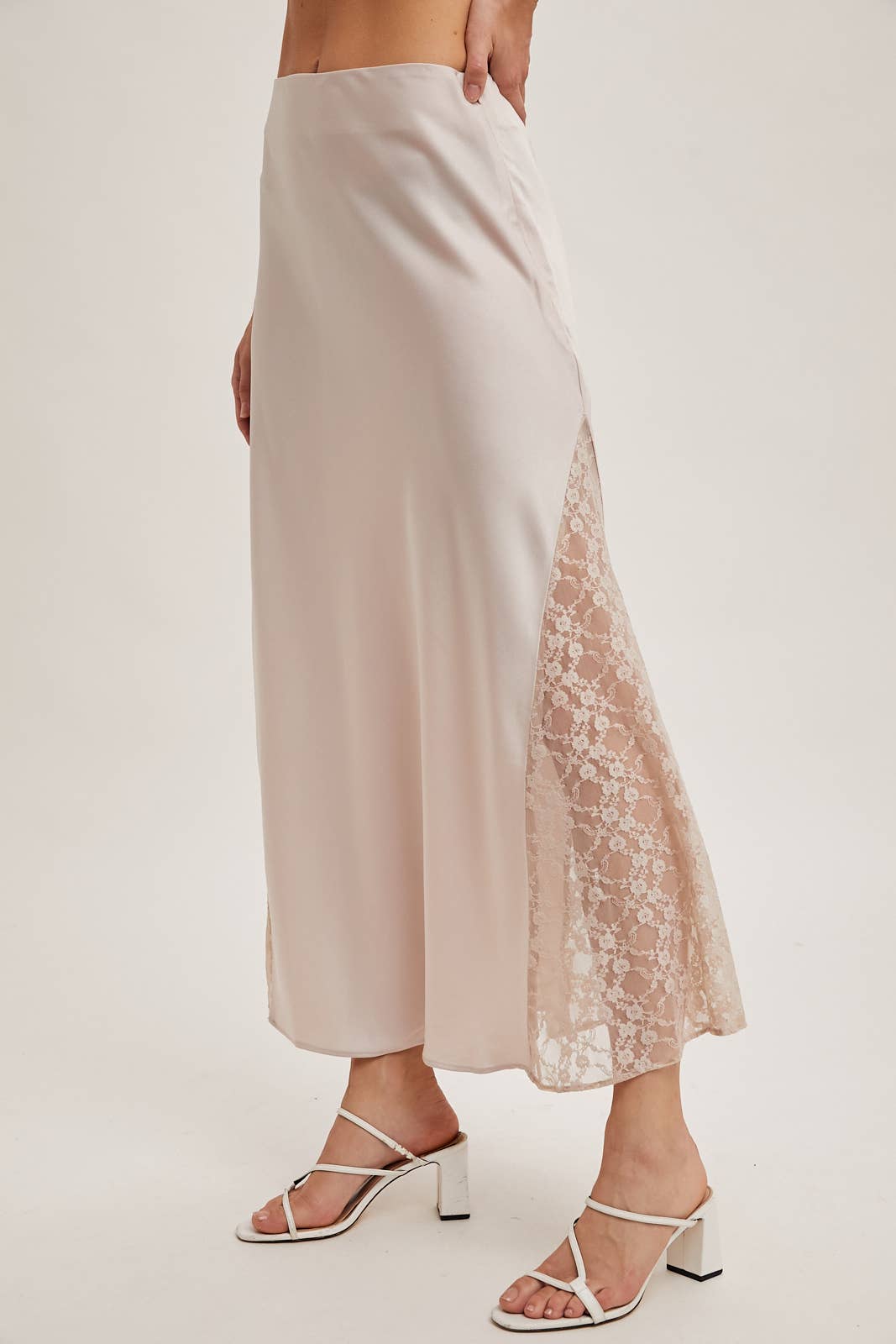 LACE TRIMMED MID-RISE SATIN MIDI SKIRT